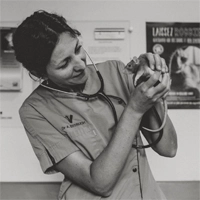 Dr Anne Estruch - Vétérinaire