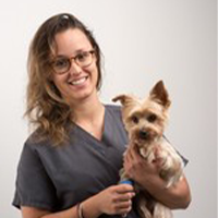 Dr Marion FERNANDEZ - Vétérinaire