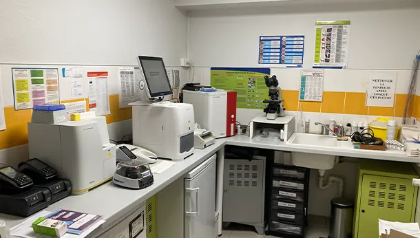 laboratoire d'analyses médicales