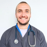 Docteur Nathan Delarre - Exercice exclusif en urgences