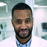 Dr Gomes